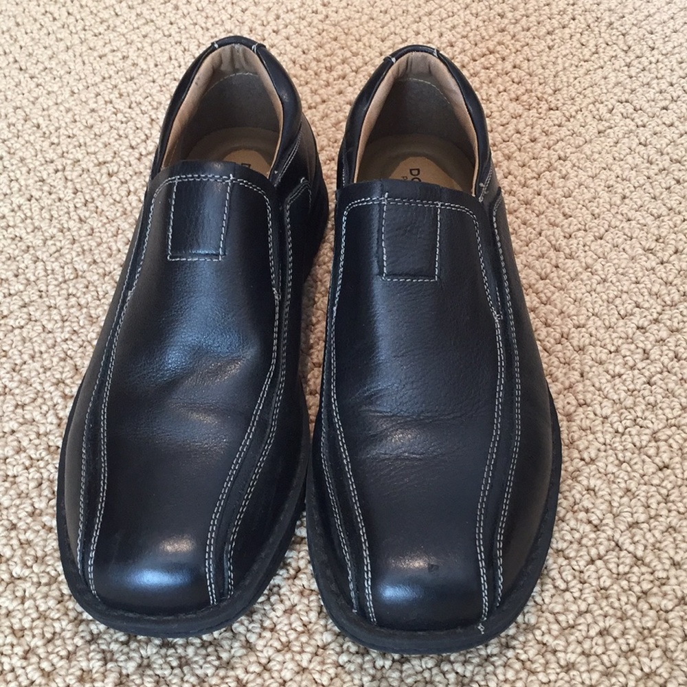 Men’s Dockers Slip on Dress Shoe in Black sz 9